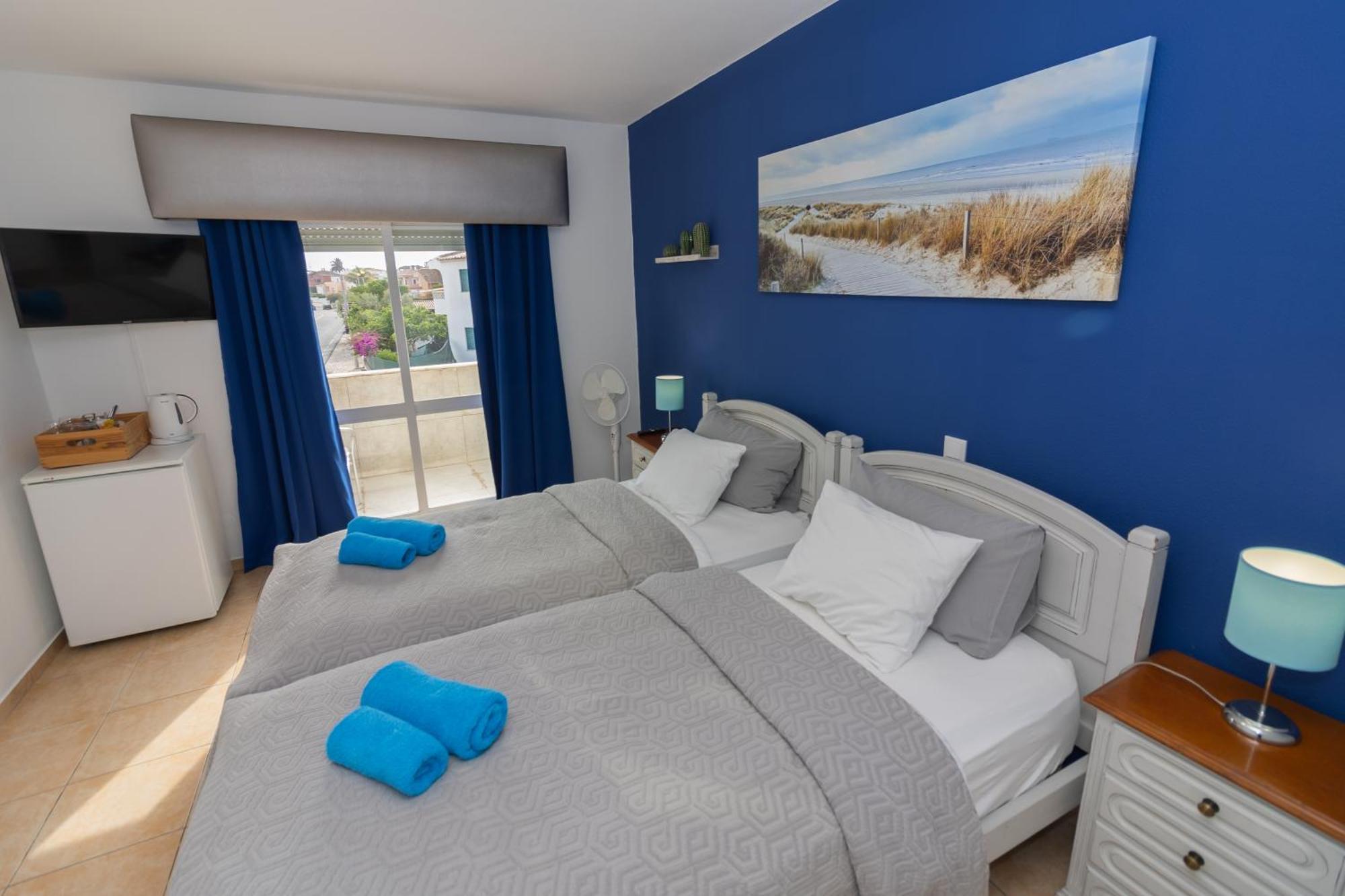 Bb Dona Ana Bed & Breakfast ลากอส ภายนอก รูปภาพ
