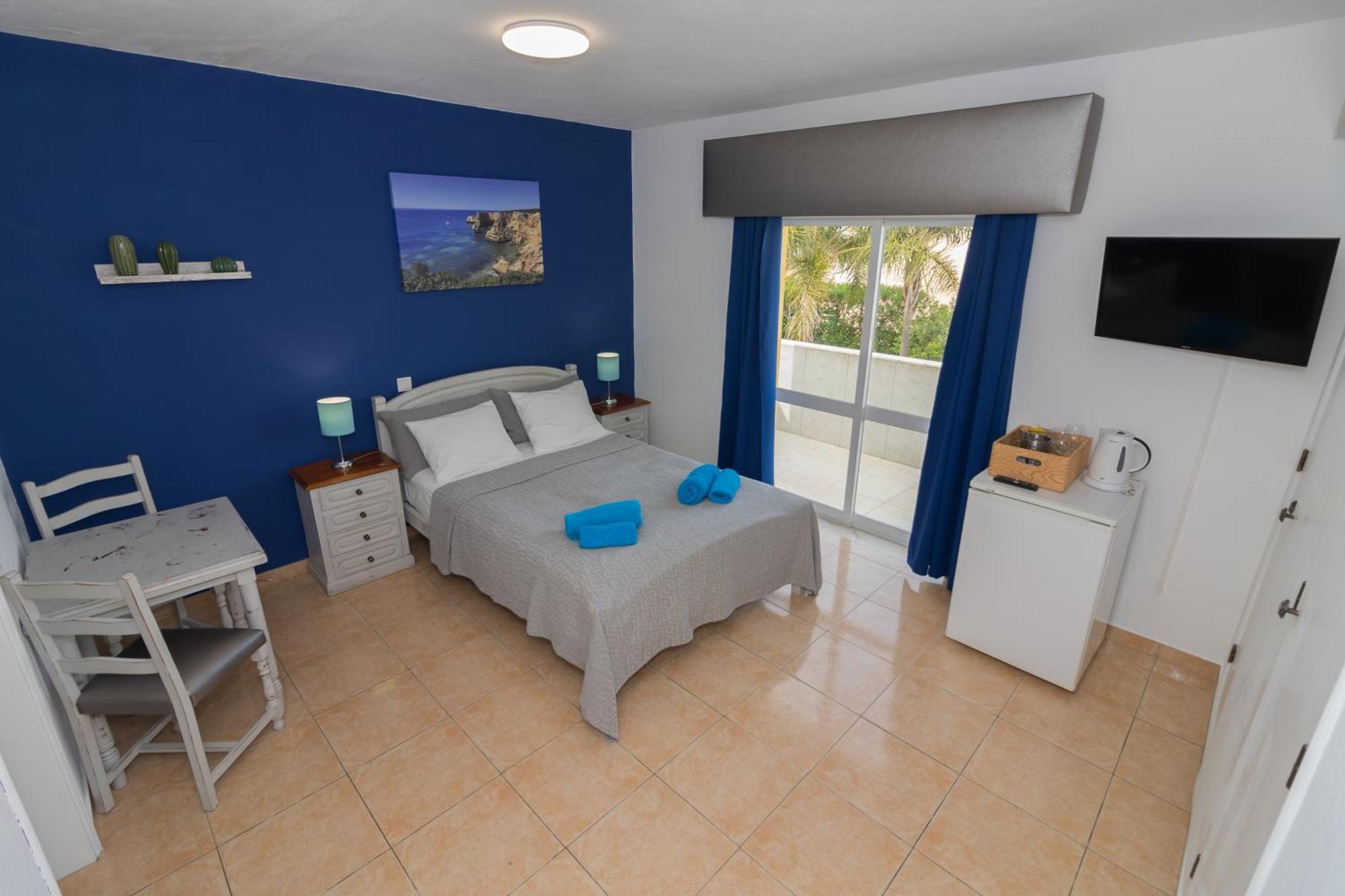 Bb Dona Ana Bed & Breakfast ลากอส ภายนอก รูปภาพ
